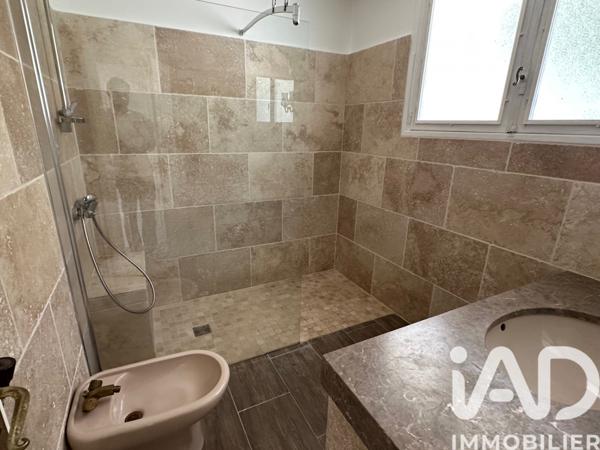 Maison à vendre 9 pièces 235 m² Carnoux-en-Provence