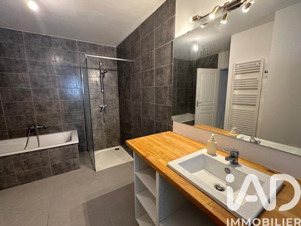 Maison à vendre 9 pièces 235 m² Carnoux-en-Provence