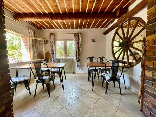 Authentique,bastide en pierres du XVIIIe siècle rénovée