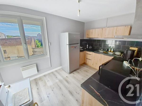 Appartement F3 à vendre  3 pièces - 69 m 2   ALES  - 30