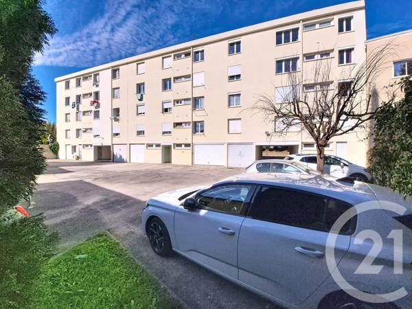 Appartement F3 à vendre  3 pièces - 69 m 2   ALES  - 30