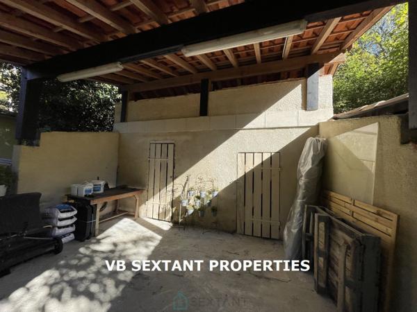 Aux portes de Bordeaux, propriété de charme avec belle demeure et dépendances dans un magnifique parc arboré