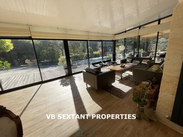 Aux portes de Bordeaux, propriété de charme avec belle demeure et dépendances dans un magnifique parc arboré