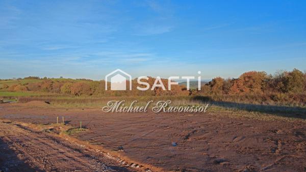 À VENDRE – Terrain constructible à Saint-Martin-d’Auxy