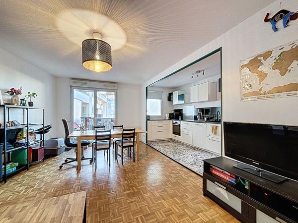 Appartement Type T3 69m² en étage élevé, garage et cave