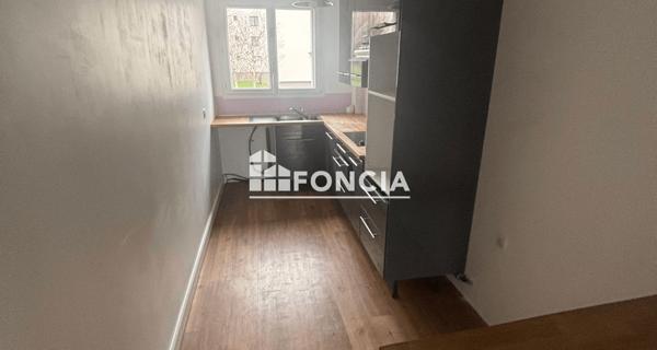 À vendre Appartement 3 pièces 66.42 m² - Bois-d'arcy 78390