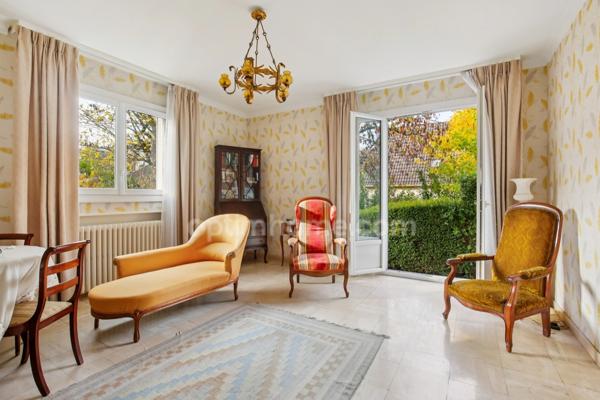Élégante maison de maître sur 1 052 m² de terrain – À deux pas du lac d’Enghien