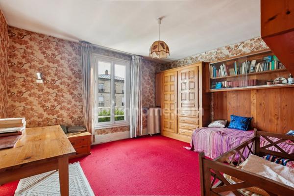 Élégante maison de maître sur 1 052 m² de terrain – À deux pas du lac d’Enghien