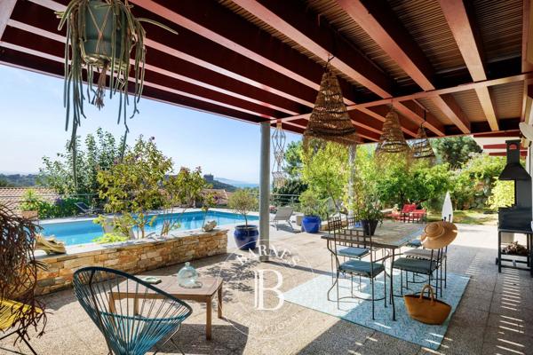 Biarritz, Villa 4 Chambres -  226 m² à vendre