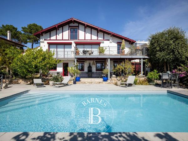 Biarritz, Villa 4 Chambres -  226 m² à vendre