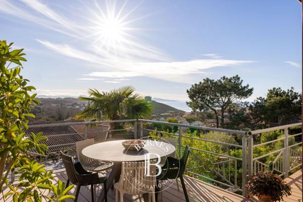 Biarritz, Villa 4 Chambres -  226 m² à vendre