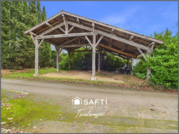 Maison de style gascon traditionnel