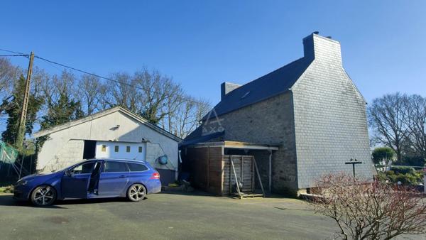 CHARMANTE MAISON ANNEES 30 avec dépendances