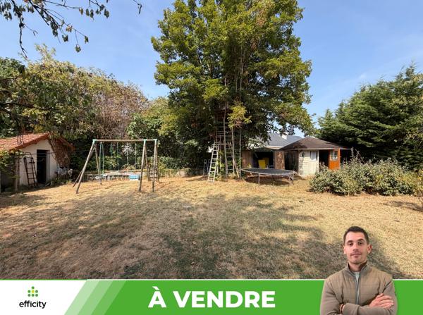 Maison
         6 pièces
        - 179 m² 147 000 € *