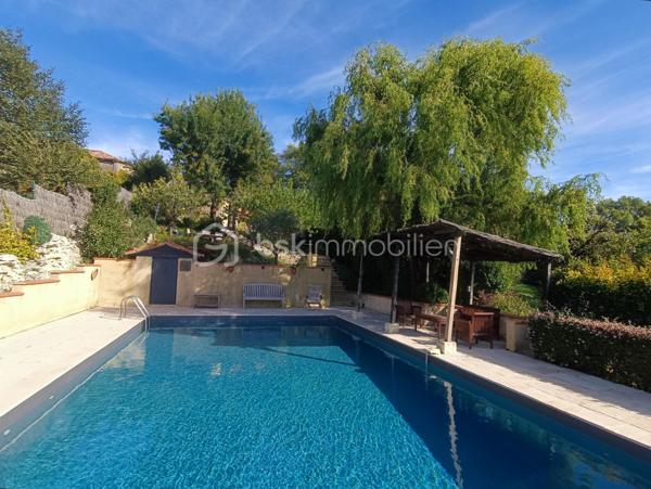 Maison de village de 118 m²