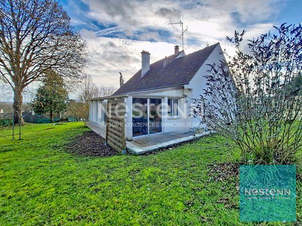 Maison avec 4 chambres en très bon état sur un terrain de plus de 1000 m² à Saint Germain Laval