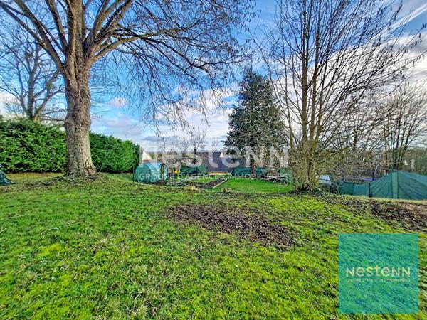 Maison avec 4 chambres en très bon état sur un terrain de plus de 1000 m² à Saint Germain Laval