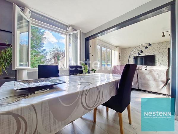 Maison avec 4 chambres en très bon état sur un terrain de plus de 1000 m² à Saint Germain Laval