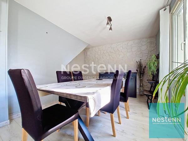 Maison avec 4 chambres en très bon état sur un terrain de plus de 1000 m² à Saint Germain Laval