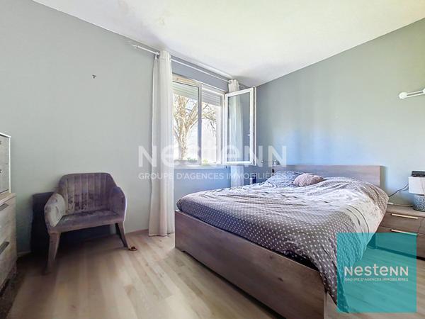 Maison avec 4 chambres en très bon état sur un terrain de plus de 1000 m² à Saint Germain Laval