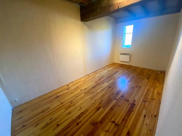 Maison atypique de 3 pièces de 91M2 habitable Proche de NOGARO (32) à PANJAS