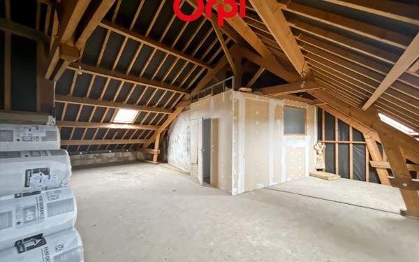 Appartement à vendre    8 pièces •  Bonnétable