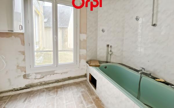 Appartement à vendre    8 pièces •  Bonnétable