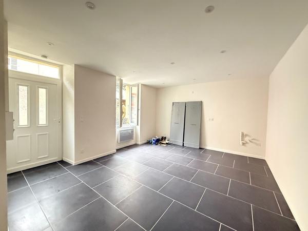 Appartement Lons-Le-Saunier 2 pièces / 1 chambres / 53.40 m²