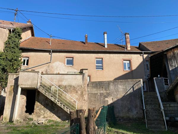 ROTHAU - Immeuble de rapport avec fort potentiel et deux logements