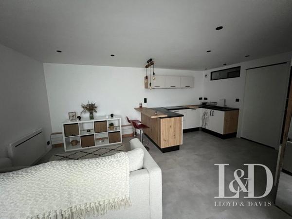 Bordeaux Centre - T2 rénové avec terrasse