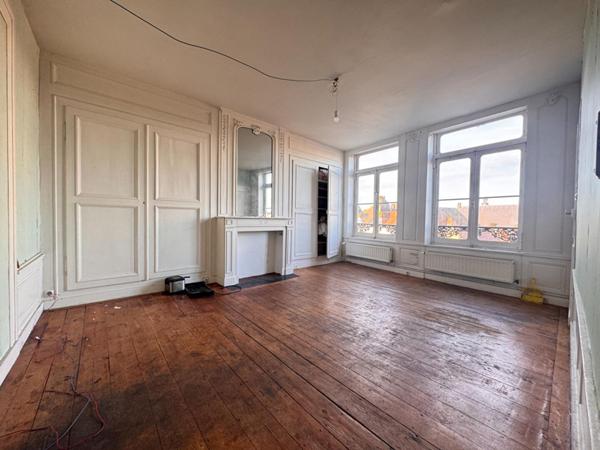 A VENDRE : T2 à LILLE • • 347 000 € FAI • Réf. 1623