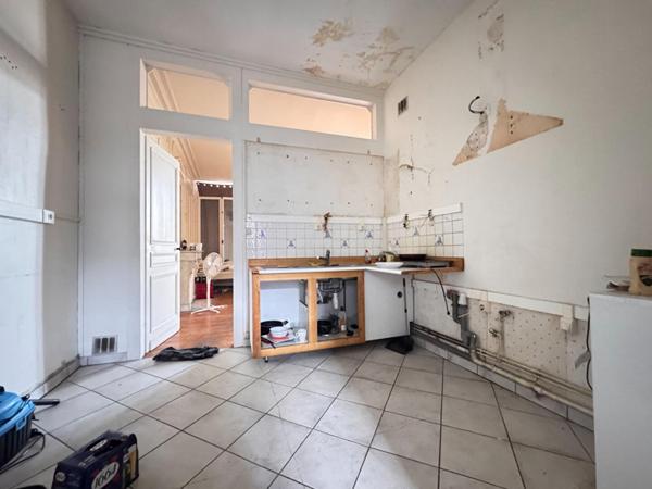 A VENDRE : T2 à LILLE • • 347 000 € FAI • Réf. 1623