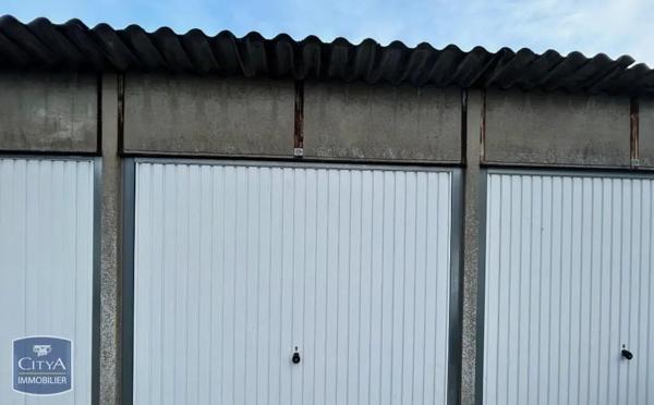 Parking à louer Alençon (61000)
