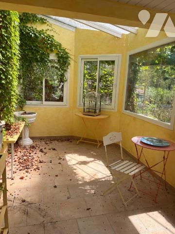 A VENDRE SUD AVEYRON, Sur la Commune de NANT (12), dans un petit hameau à 3 kilomètres du villa...