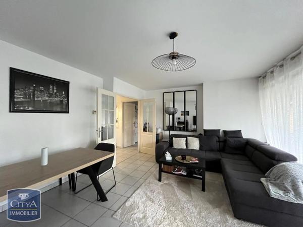 Appartement à louer 4 pièces 86.96m²