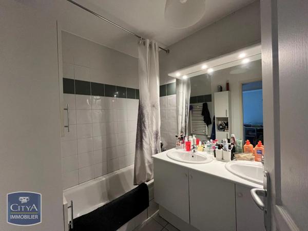 Appartement à louer 4 pièces 86.96m²