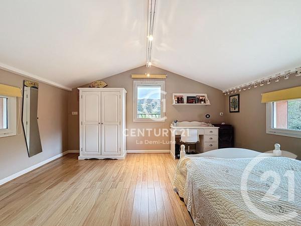 Maison à vendre  8 pièces - 225,08 m2 LIMONEST - 69