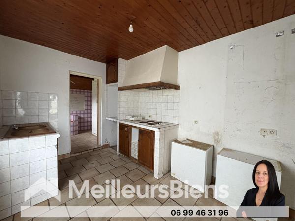 Maison a rénover sur 3,4 hectares de terrain