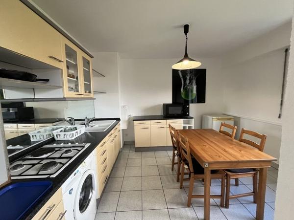 Appartement à louer 728 € CC Villeurbanne 1 pièce 39 m² DPE D