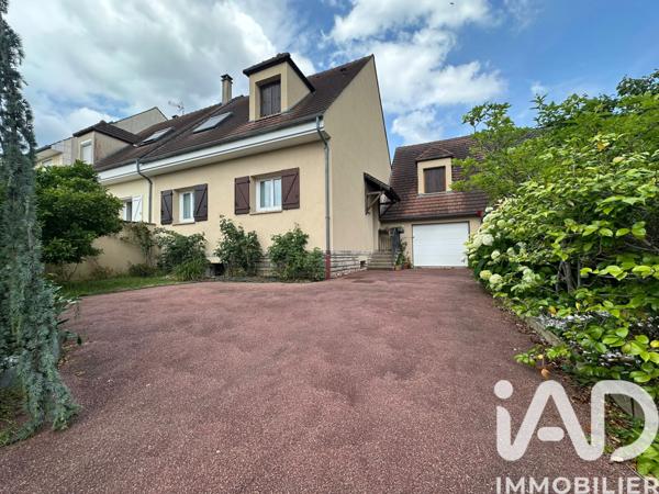 Maison à vendre 6 pièces 140 m² Rambouillet