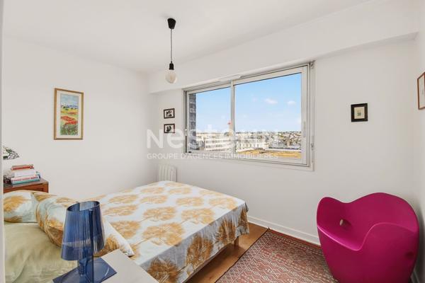 APPARTEMENT DERNIER ÉTAGE VUE PANORAMIQUE SUR SAINT-BRIEUC  GARAGE FERMÉ