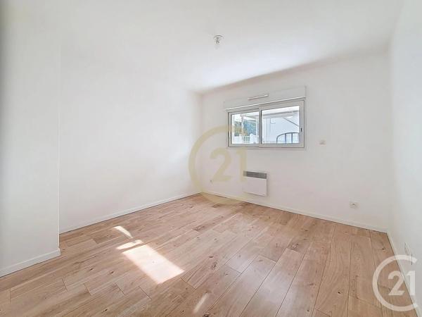 Appartement T2 à vendre  2 pièces - 41,75 m 2   NANTES  - 44