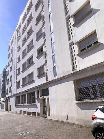 Vente / Appartement T4 à Lyon (69008)