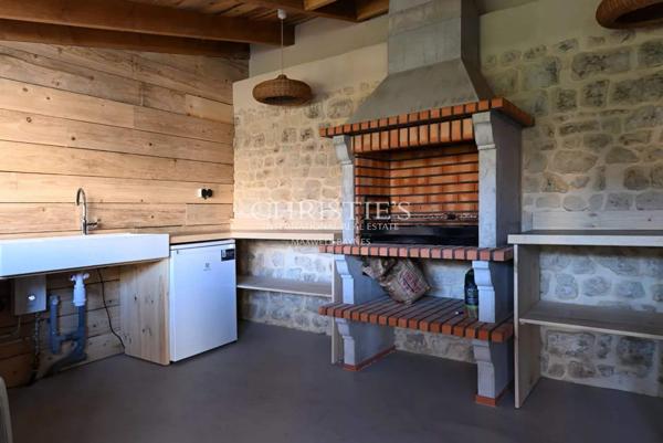 Quartier La Genette – Villa exceptionnelle avec immeuble locatif