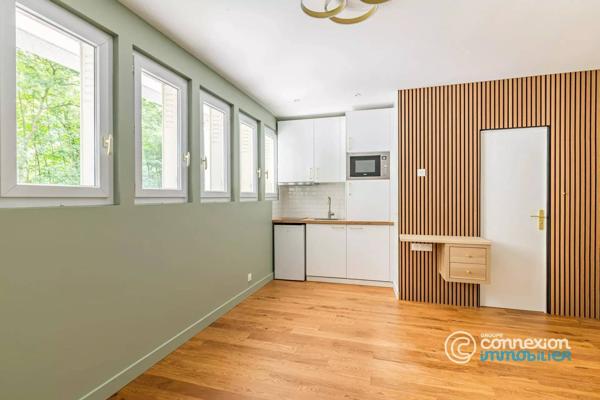 2 pièces 28m2 REFAIT A NEUF quartier Auteuil Nord
