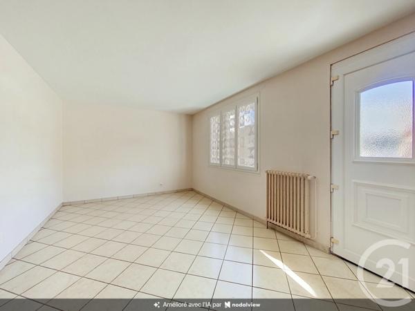 Maison à vendre  5 pièces - 164,13 m 2   ST CHRISTOPHE SUR DOLAISON  - 43