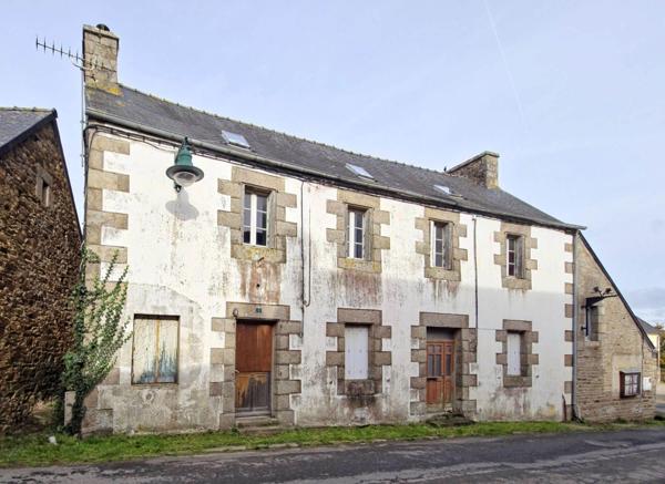 Maison de bourg à rénover – Plufur