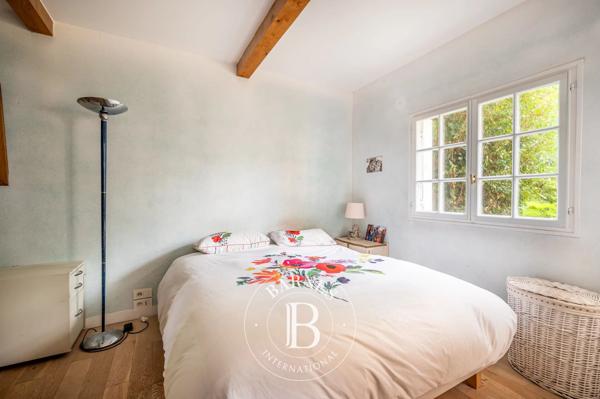 Asnières-sur-Seine, Maison 3 Chambres -  125 m² à vendre