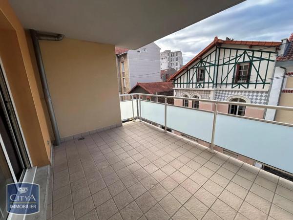 Appartement à louer 3 pièces 68.15m² Clermont-Ferrand (63000)