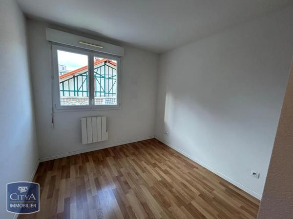 Appartement à louer 3 pièces 68.15m² Clermont-Ferrand (63000)